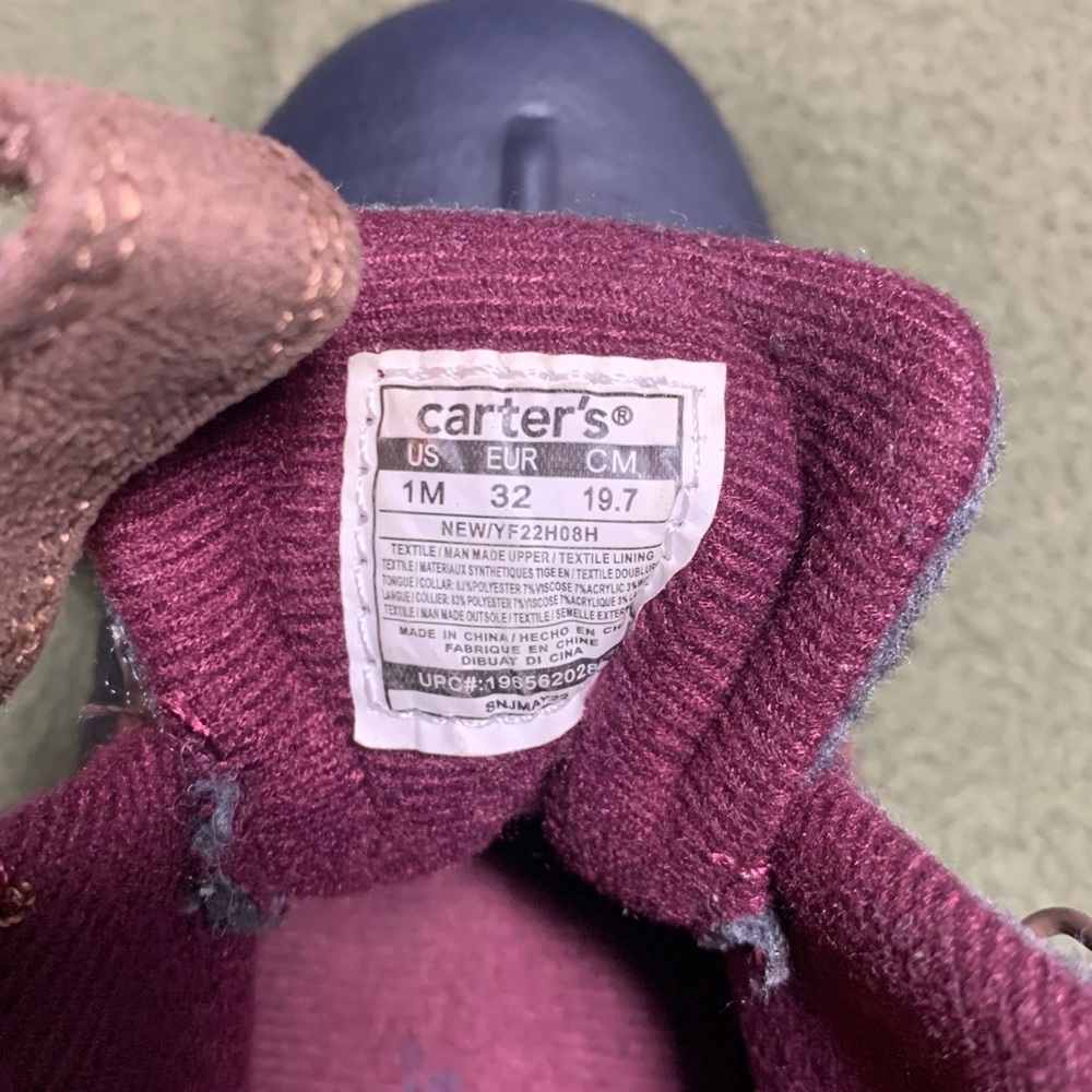 Very good condition boy’s blue and brown snow boots. Size 1 - Picture 12 of 12